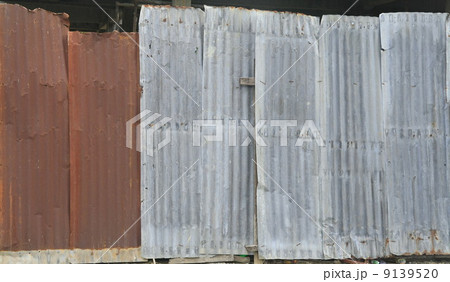 Old rusty zinc sheet wall Old rusty zinc sheet wall 9139520