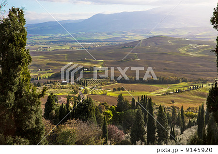 オルチャ渓谷 9145920