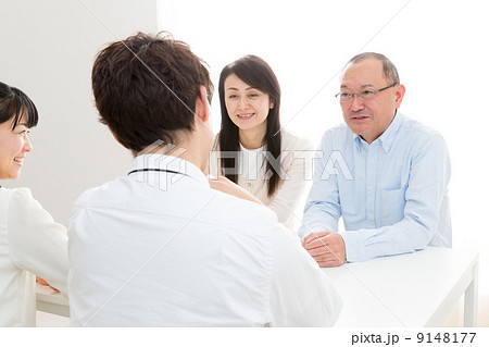 一家団欒イメージ 9148177