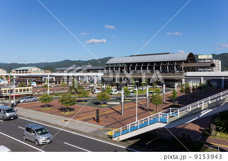 高知駅と道路 9153943