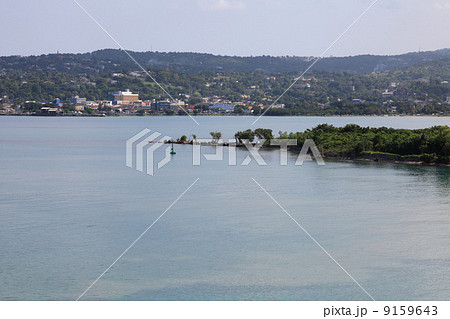 ジャマイカのモンテゴ・ベイ港 ジャマイカのモンテゴ・ベイ港 9159643