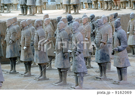 西安の兵馬俑 9162069