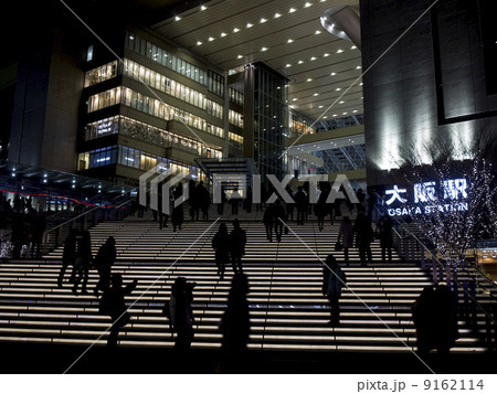 うめきた広場大階段夜景 うめきた広場大階段夜景 9162114