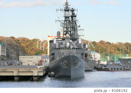 護衛艦「ゆうぎり」の入港風景 9166192