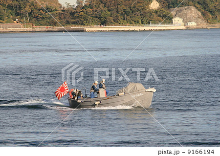 護衛艦搭載の内火艇の走る姿を目撃 9166194