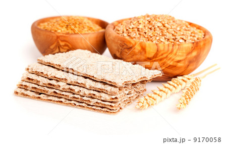 crispbread with wheat grain. 9170058