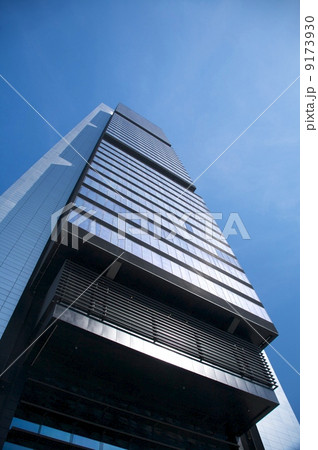 down the windows 9173930