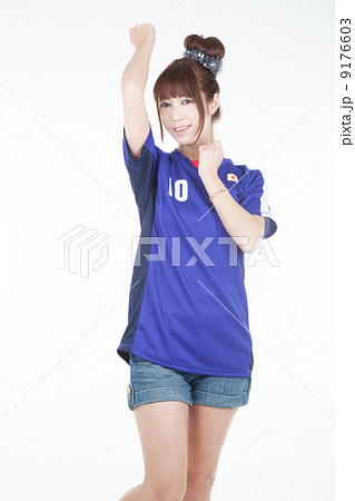 サッカー日本代表サポーターの女性 サッカー日本代表サポーターの女性 9176603
