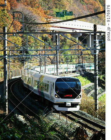 特急あずさ　Ｅ257系　小仏 9176976