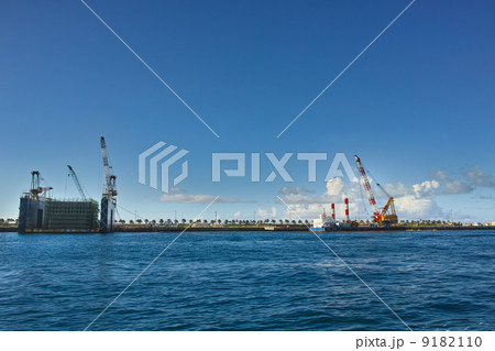 クレーン　石垣港 9182110