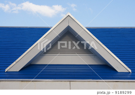 屋根塗り替えの仕上がり･寄棟造ドーマ部分 9189299