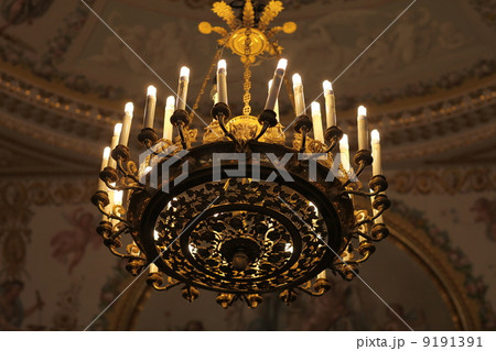 Bronze chandelier 9191391
