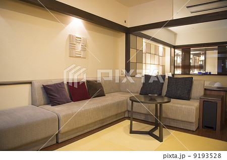 リビングルーム（高級ホテル） 9193528