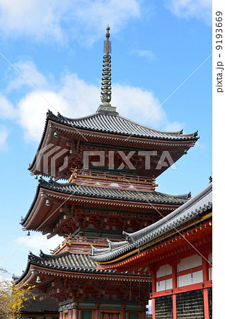 重要文化財・清水寺の「三重塔」(京都市東山区清水) 重要文化財・清水寺の「三重塔」(京都市東山区清水) 9193669
