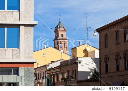 medieval houses and tower in Ferrara, 9199157