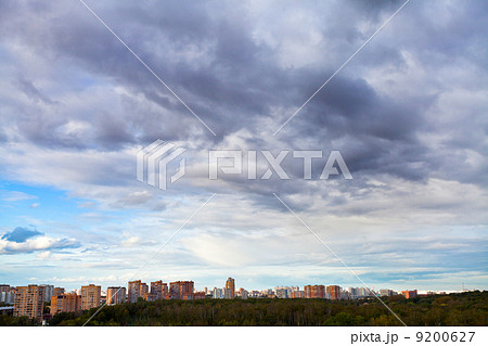 grey autumn evening clouds under city grey autumn evening clouds under city 9200627