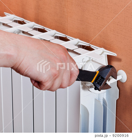 adjusting heating radiator 9200916