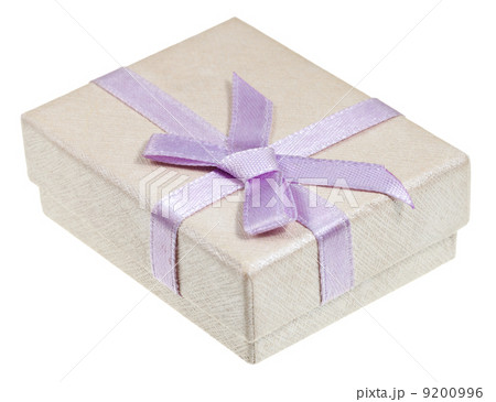 shining paper gift box with pink bow 9200996