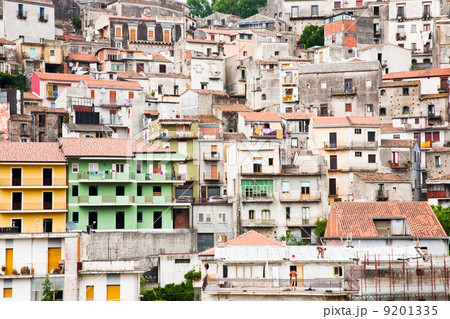 dense houses in sicilian town Castiglione di Sicilia 9201335
