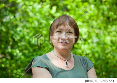 portrait of mature woman 9209724