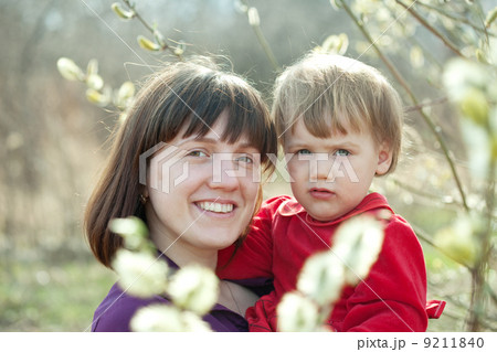 mother with girl in spring 9211840