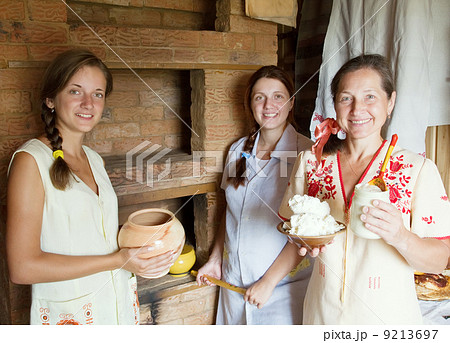 Women with home-made meal Women with home-made meal 9213697