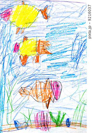 child's drawing - fishes in sea 9216037