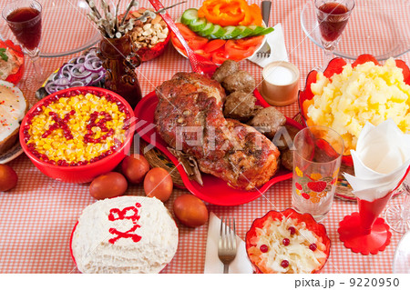 Easter table Easter table 9220950