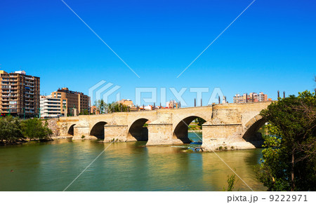 Stone Bridge over Ebro river Stone Bridge over Ebro river 9222971