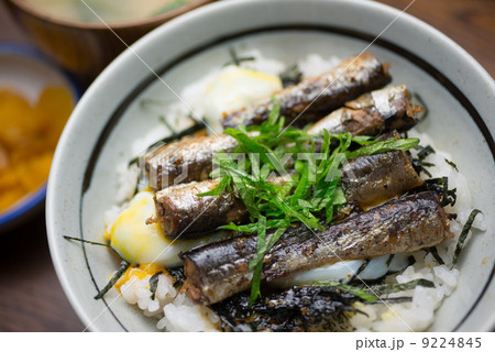 オイルサーディン丼 オイルサーディン丼 9224845