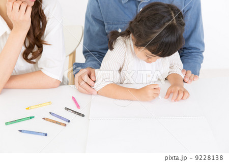 家族 三人 家族 三人 9228138