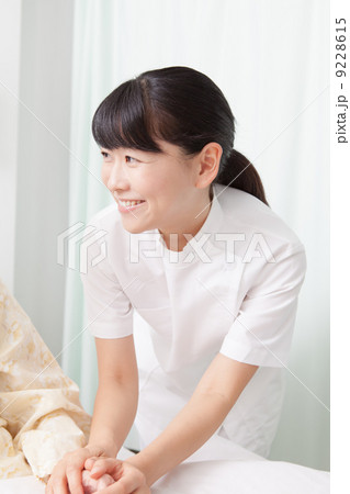看護師・介護士 9228615