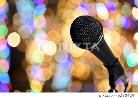 マイクとイルミネーション 9230424