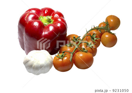 Tomatoes garlic paprika Tomatoes garlic paprika 9231050
