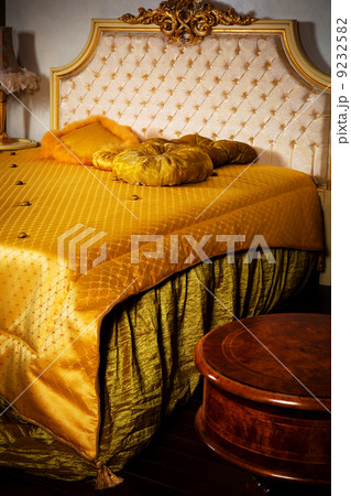 Stylish bed 9232582