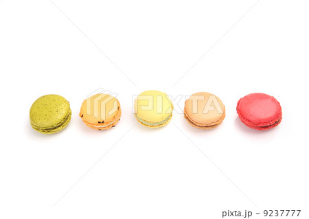 Colorful macaroon in close up isolated on white background Colorful macaroon in close up isolated on white background 9237777
