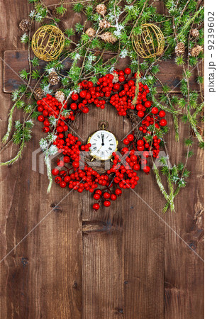christmas decoration with wreath from red berries 9239602
