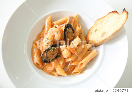 Spaghetti Penne with seafood Spaghetti Penne with seafood 9240771