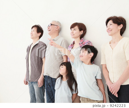 三世代家族イメージ 9242223