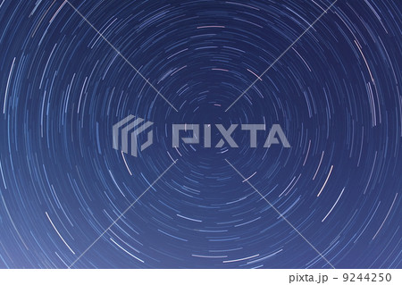 星の日周運動 9244250