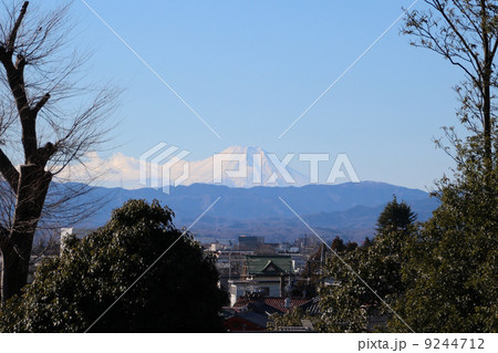 狭山丘陵(武蔵村山市)の高台から撮影した富士山 9244712