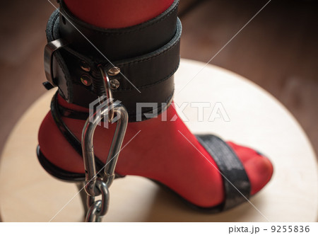 Chained Leg 9255836
