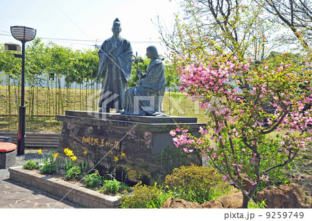 京都 勝竜寺城 細川忠興・玉像 京都 勝竜寺城 細川忠興・玉像 9259749