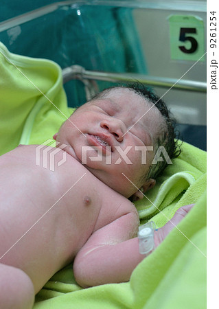 New born infant New born infant 9261254