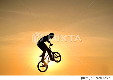 BMX action 9261257