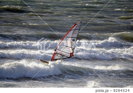 ウインドサーフィン 9264324