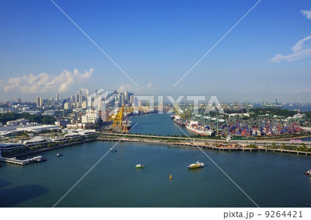 セントーサ島からの都市風景 9264421