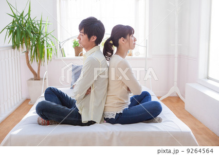 夫婦喧嘩 9264564