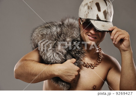 9269427