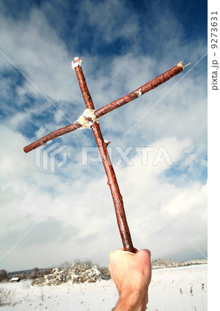 Cross holding 9273631